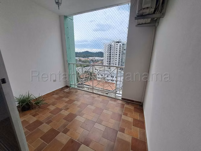 Se Vende Apartamento en El Cangrejo YDU