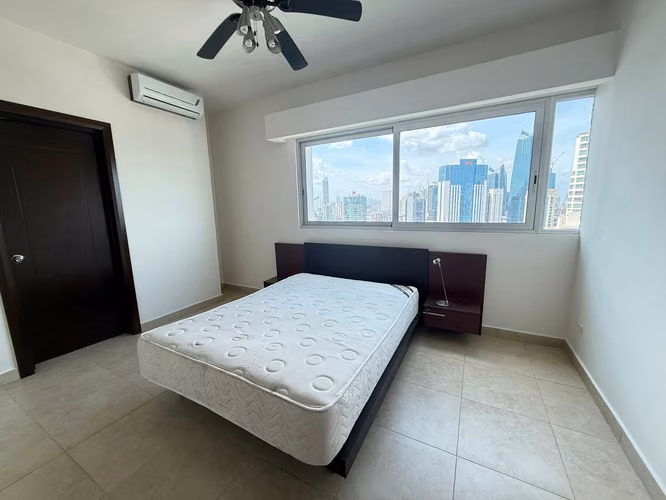 Alquiler apartamento Amoblado en Avenida Balboa - L.G.