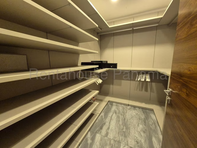 Apartamento en Venta en Punta Pacífica 26EPP1574