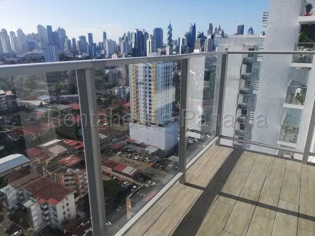 Apartamento en Alquiler en Vía España. EH