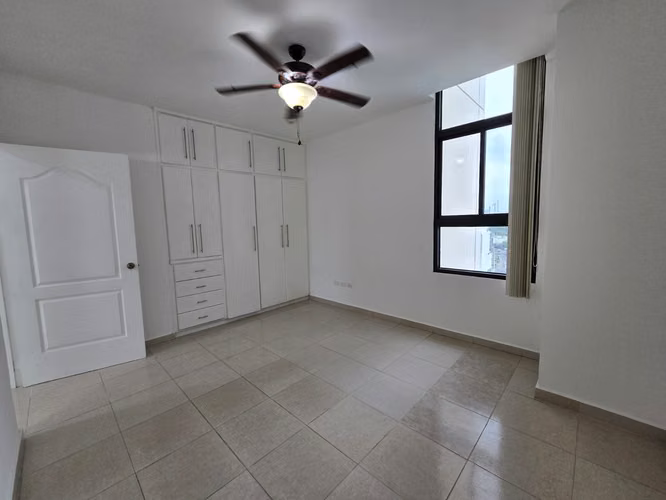 Alquilo apartamento con vista al mar en San Francisco – Línea Blanca