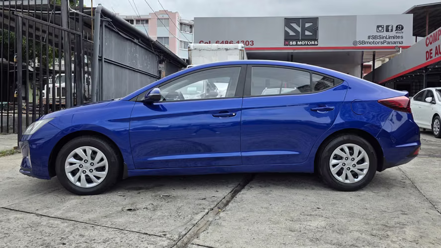 HYUNDAI ELANTRA, AÑO 2020
