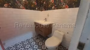 Alquiler de Local Comercial con 109m2 en San Francisco PH Santa Elena Strip Ma 27-547SR