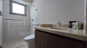 Venta de Apartamento en Santa Maria The Colonial 27-573SR