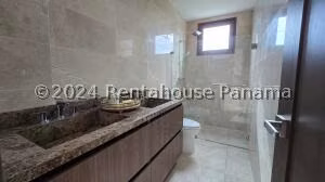 Venta de Apartamento en Santa Maria The Colonial 27-573SR