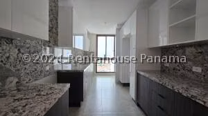 Venta de Apartamento en Santa Maria The Colonial 27-573SR