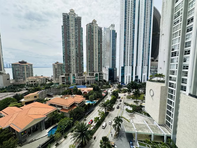 VENDO OCEAN PARK , TORRE 200, 260 MTS, 3 HABITACIÓN, 3.5 BAÑOS , BALÓN, PRECIO 510K