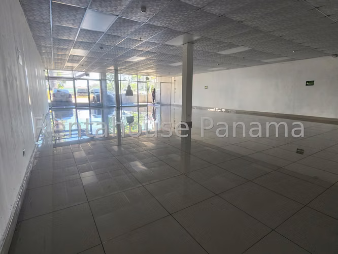 Rent of Premises in Ricardo J Alfaro Casa de Materiales KC