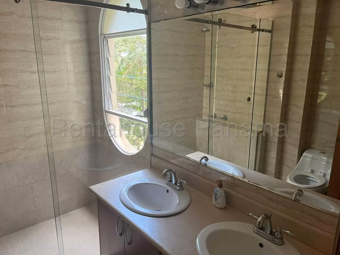 Vendo Apartamento en Amador OF27-602