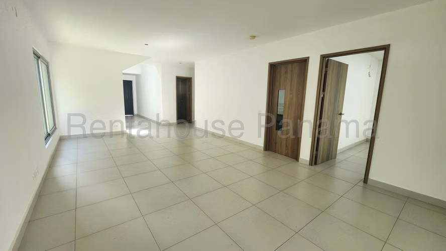 Venta de Casa en Altos de Panama Altos del Parque 353 Mts PD