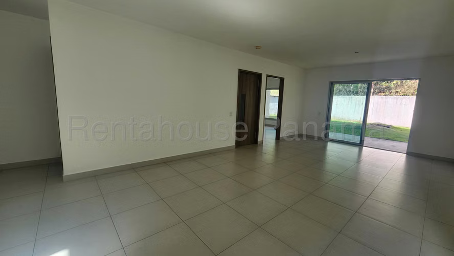 Venta de Casa en Altos de Panama Altos del Parque 353 Mts PD