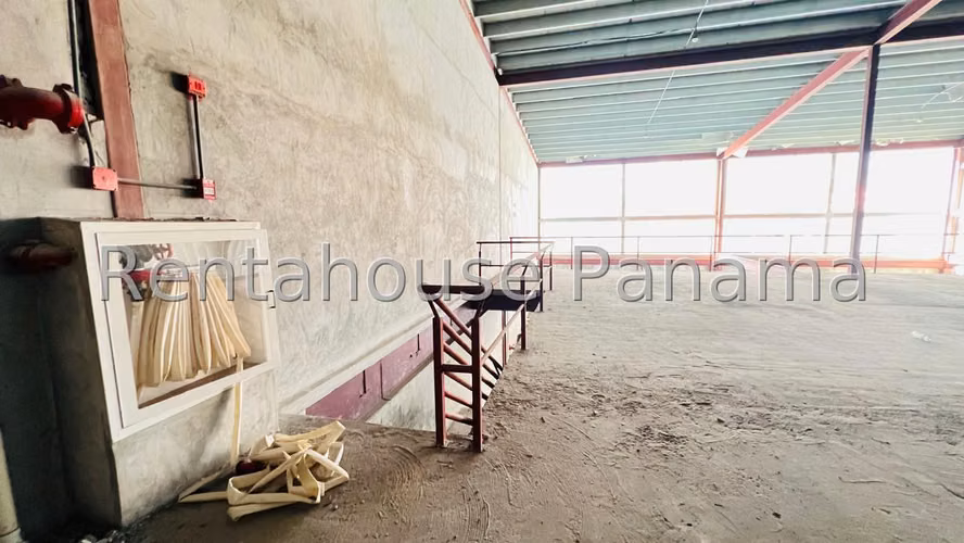 Venta de Galera en Tocumen Soluciones 1001.18 Mts PD