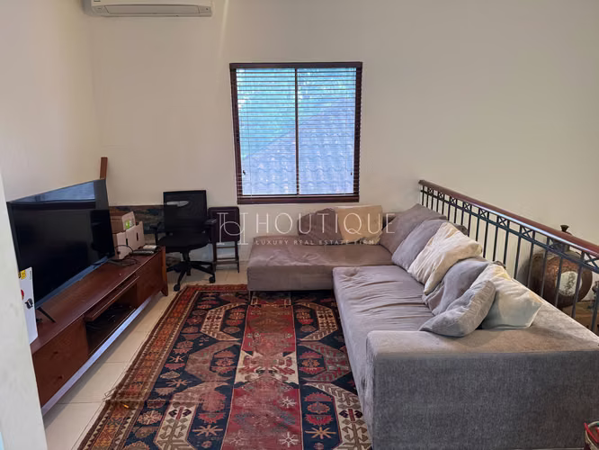 Venta de Residencia Exclusiva en Camino de Cruces