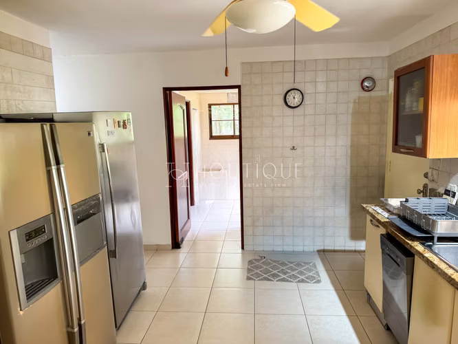 Venta de Residencia Exclusiva en Camino de Cruces