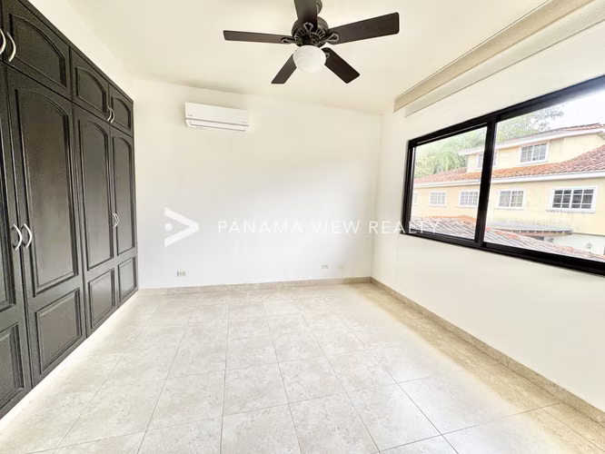 CASA EN ANTIGUA - COSTA DEL ESTE
