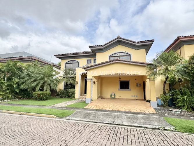 CASA EN ANTIGUA - COSTA DEL ESTE
