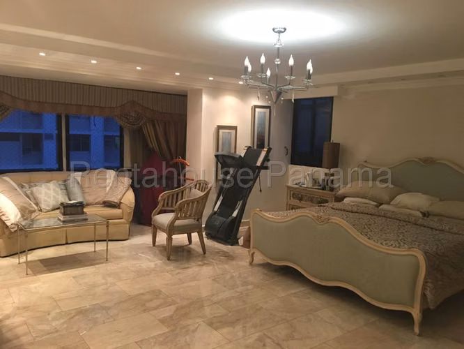 Venta de Apartamento en Marbella Ph Torre Marbella Solo Cliente Directo LFC
