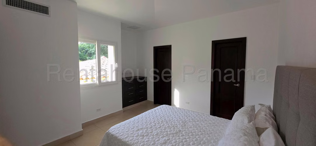 Alquiler de Casa en Cocoli Country Club Tucan Solo Cliente Directo LFC