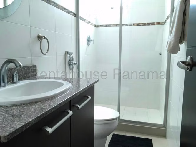 Alquiler de apartamento amoblado Pacific Sea Paitilla
