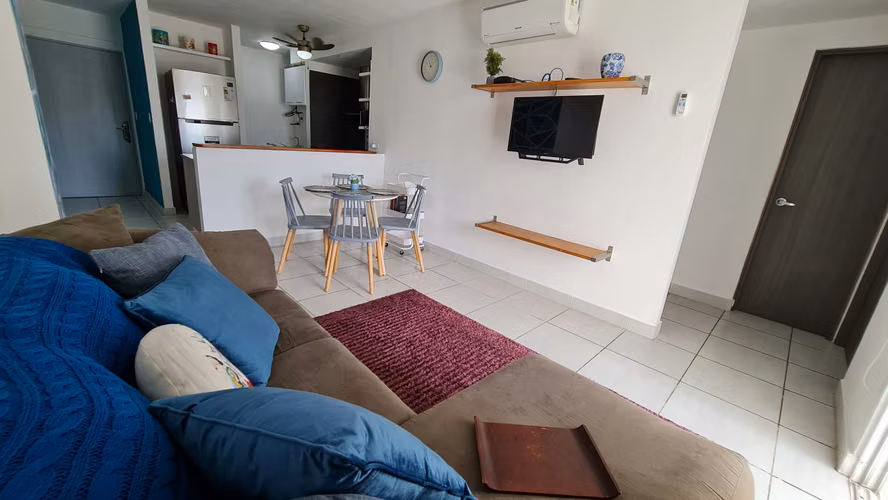 Metropolitan Park Carrasquilla PH Apartment - Furnished