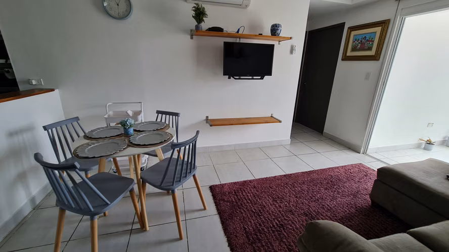 Apartamento PH Metropolitan Park Carrasquilla - Amoblado