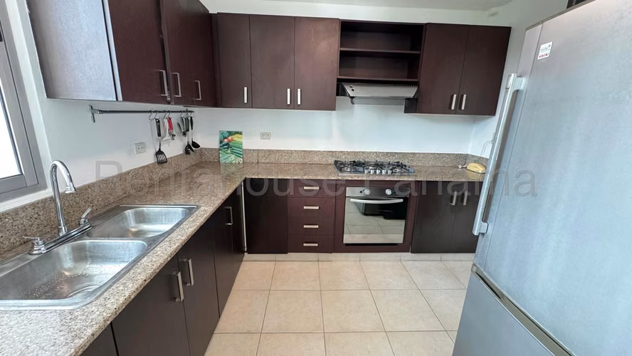Apartamento en Venta en Clayton. PH CLAYTON PARK. 27LDC54