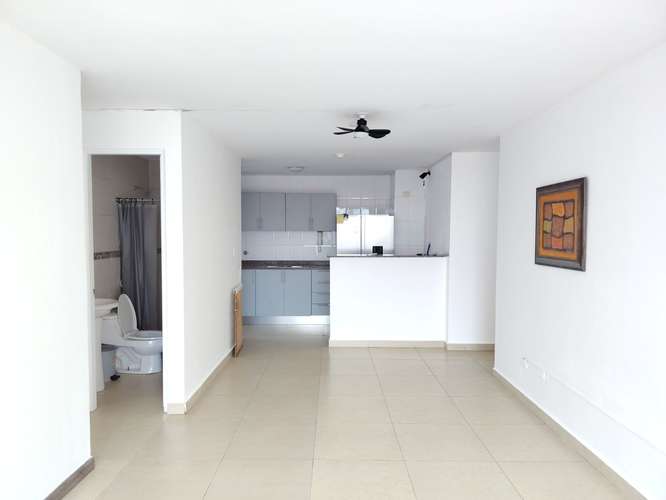 Apartamento en Alquiler Con Acceso Directo al Parque Omar – Carrasquilla