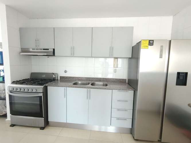 Apartamento en Alquiler Con Acceso Directo al Parque Omar – Carrasquilla - Imagen 7