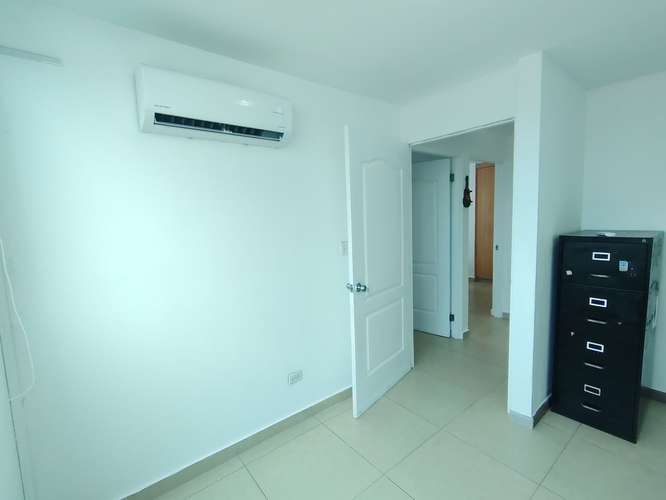 Apartamento en Alquiler Con Acceso Directo al Parque Omar – Carrasquilla - Imagen 8