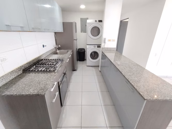 Apartamento en Alquiler en PH Aviñon Towers – Ave. Ricardo J. Alfaro (Tumba Muerto)