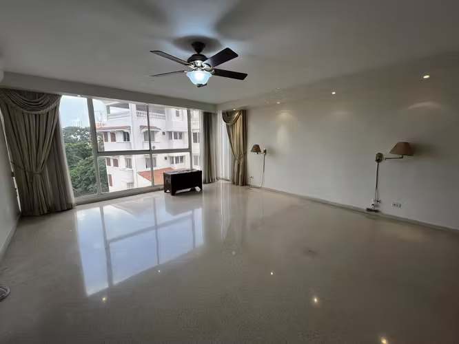 Se vende Apartamento en PH Torre de la Cresta, Bella Vista