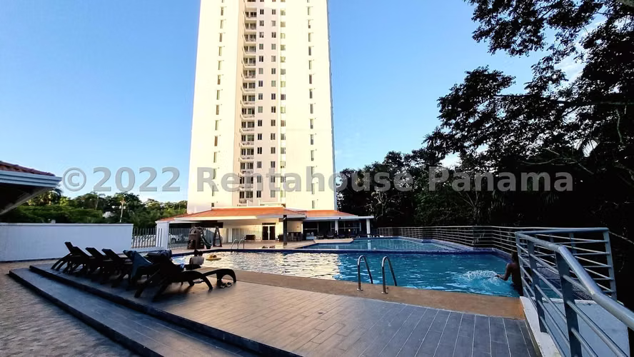 Apartamento en Venta en Clayton. PH CLAYTON PARK. 27LDC600