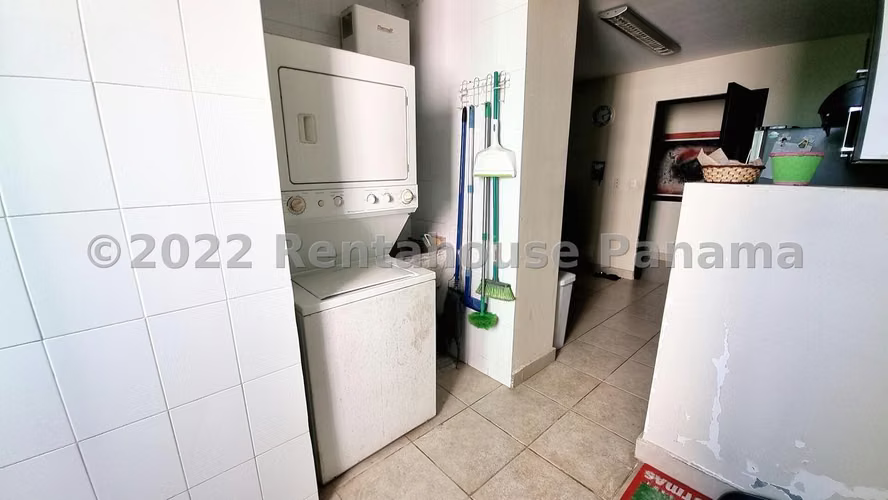 Apartamento en Venta en Clayton. PH CLAYTON PARK. 27LDC600