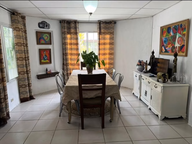 Venta de Casa Amoblada Frente al Mar en San Carlos Las Uvas - YP