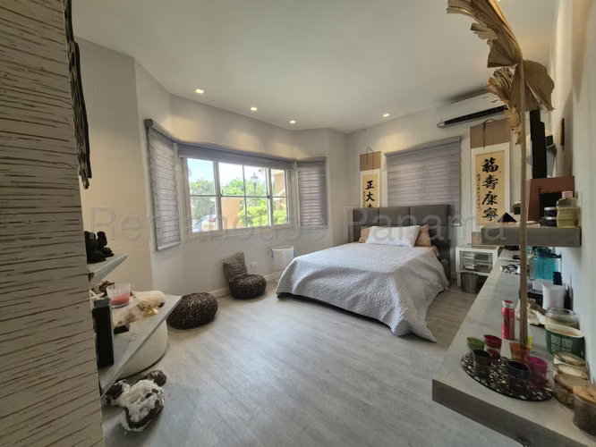 Casa en Venta en Costa Sur. PH SUNSET COAST. 27LDC593