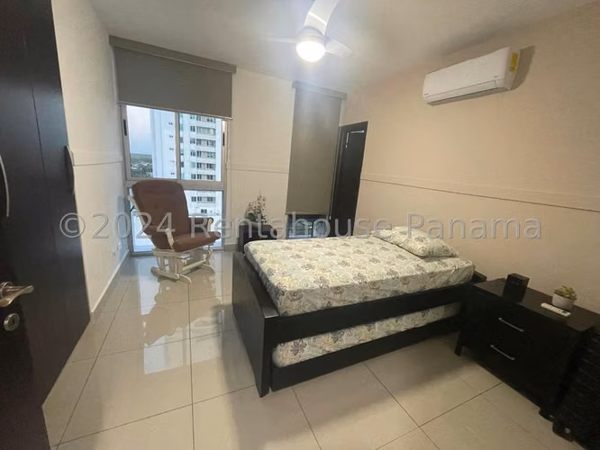 Apartamento en venta PH Lacosta Tower Costa del Este
