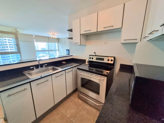 Apartamento en Avenida Balboa · 100 m² · 1 Habitación · Bayfront Tower - Imagen 9