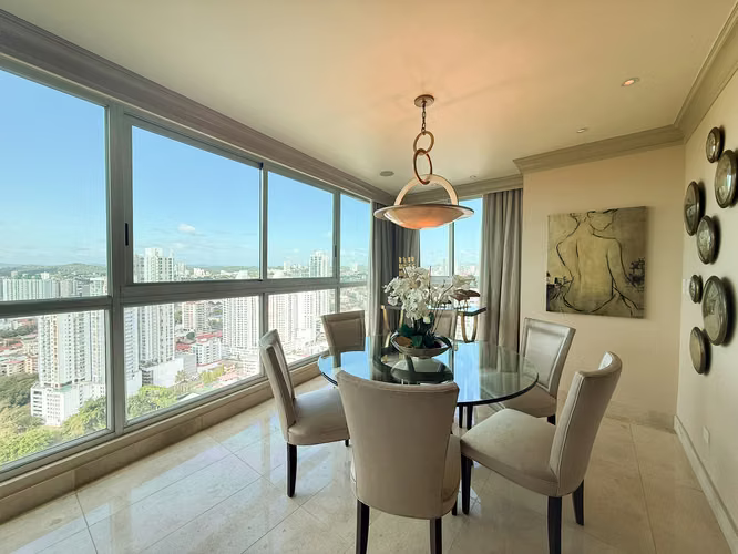 Luxury Condo in Arboleda with Direct Access to Parque Omar
