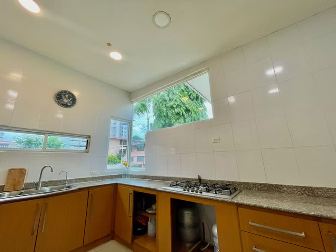 Casa con Uso Comercial en Venta, San Francisco
