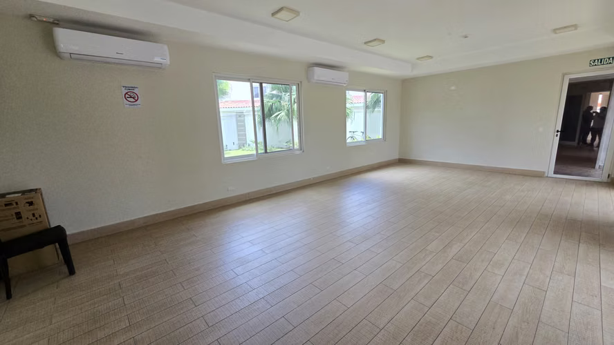 Casa Full Amoblada en Alquiler en Reserva de Versalles | 3 Rec. | $2,100