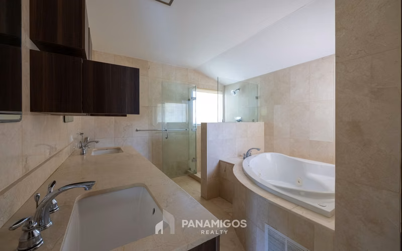 Casa en venta en Senderos de Camino de Cruces - Ancón