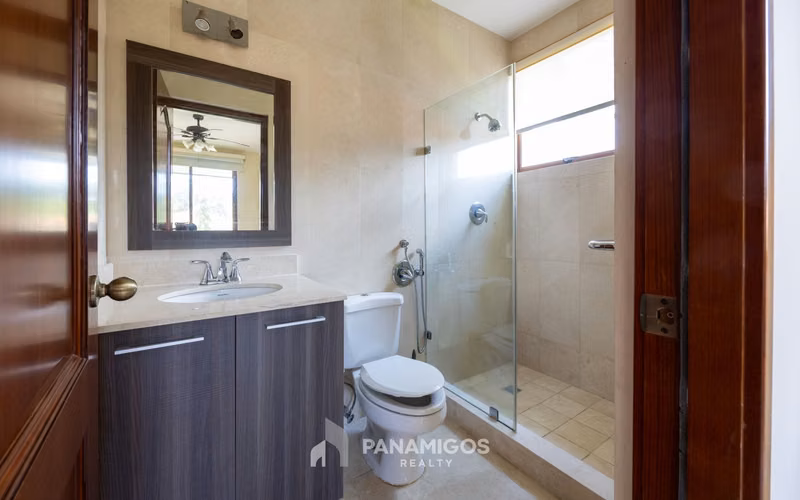 Casa en venta en Senderos de Camino de Cruces - Ancón