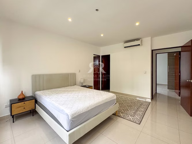 Apartamento amoblado en Costa del Este PH Brisa Marina