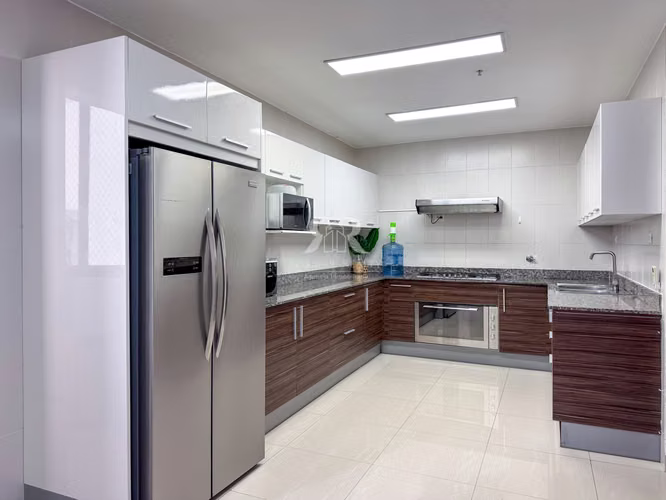 Apartamento amoblado en Costa del Este PH Brisa Marina