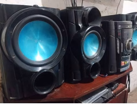 EQUIPO DE SONIDO DE 13000W