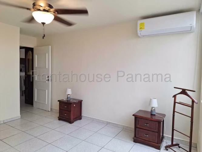 Alquiler de apartamento amoblado en San Francisco PH Torres del Golf - Imagen 14