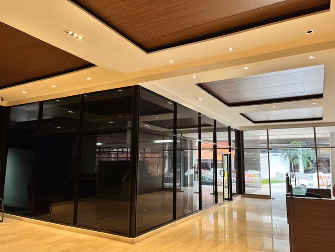 Alquiler de Oficina en Calle 50, Pan American Plaza, 137m2