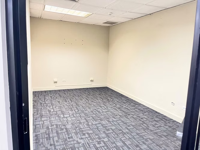 Alquiler de Oficina en Calle 50, Pan American Plaza, 137m2