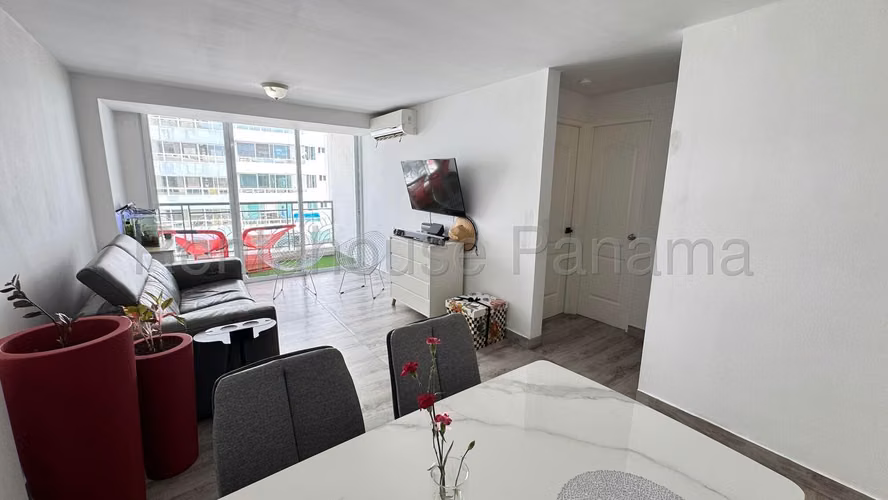 Amplio Apartamento en Alquiler en Edison Park 27PPM623
