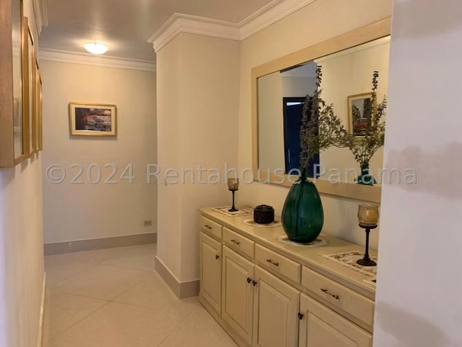 Casa Amoblada en Alquiler en Club de Golf Coronado CIG27587
